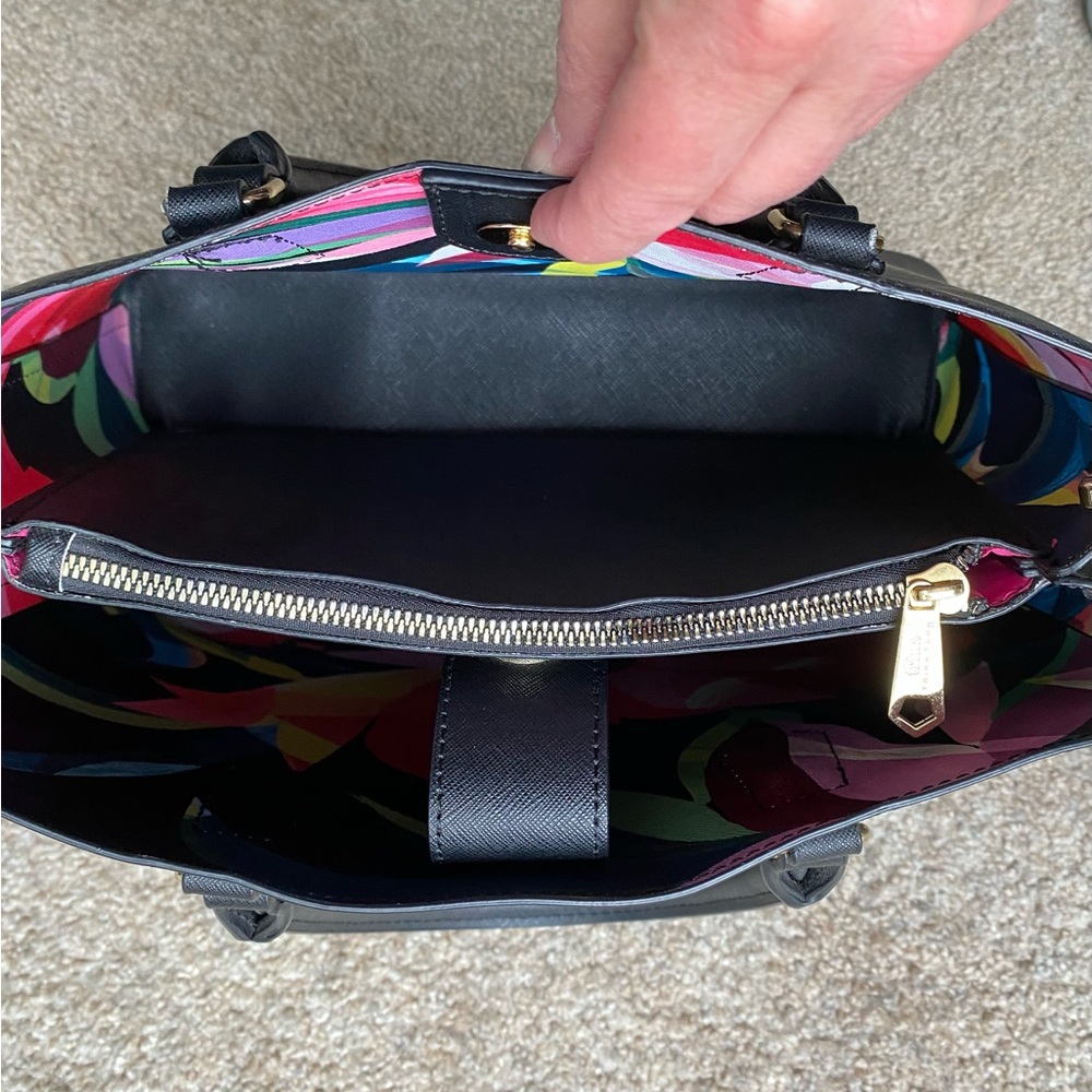 Trina Turk Bag - Picture 9 of 16